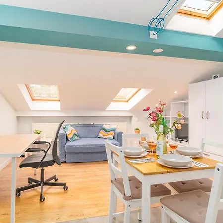 Podgorze - Air Con, Workdesk, Castle Nearby Krakau